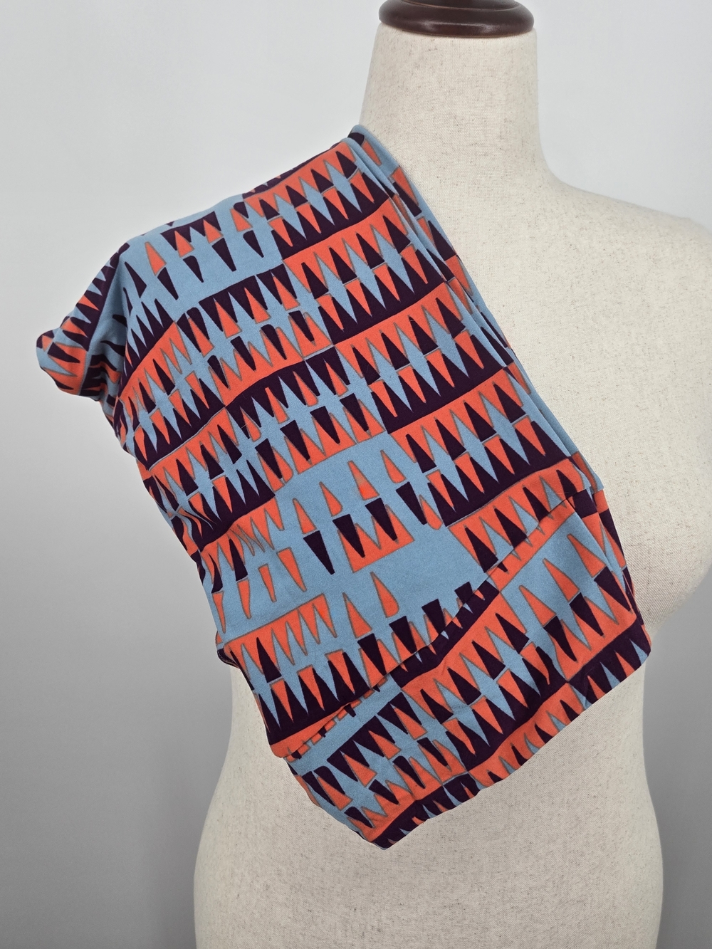 LuLaRoe Blue And Orange Triangle Geometric Leggings TC 6646